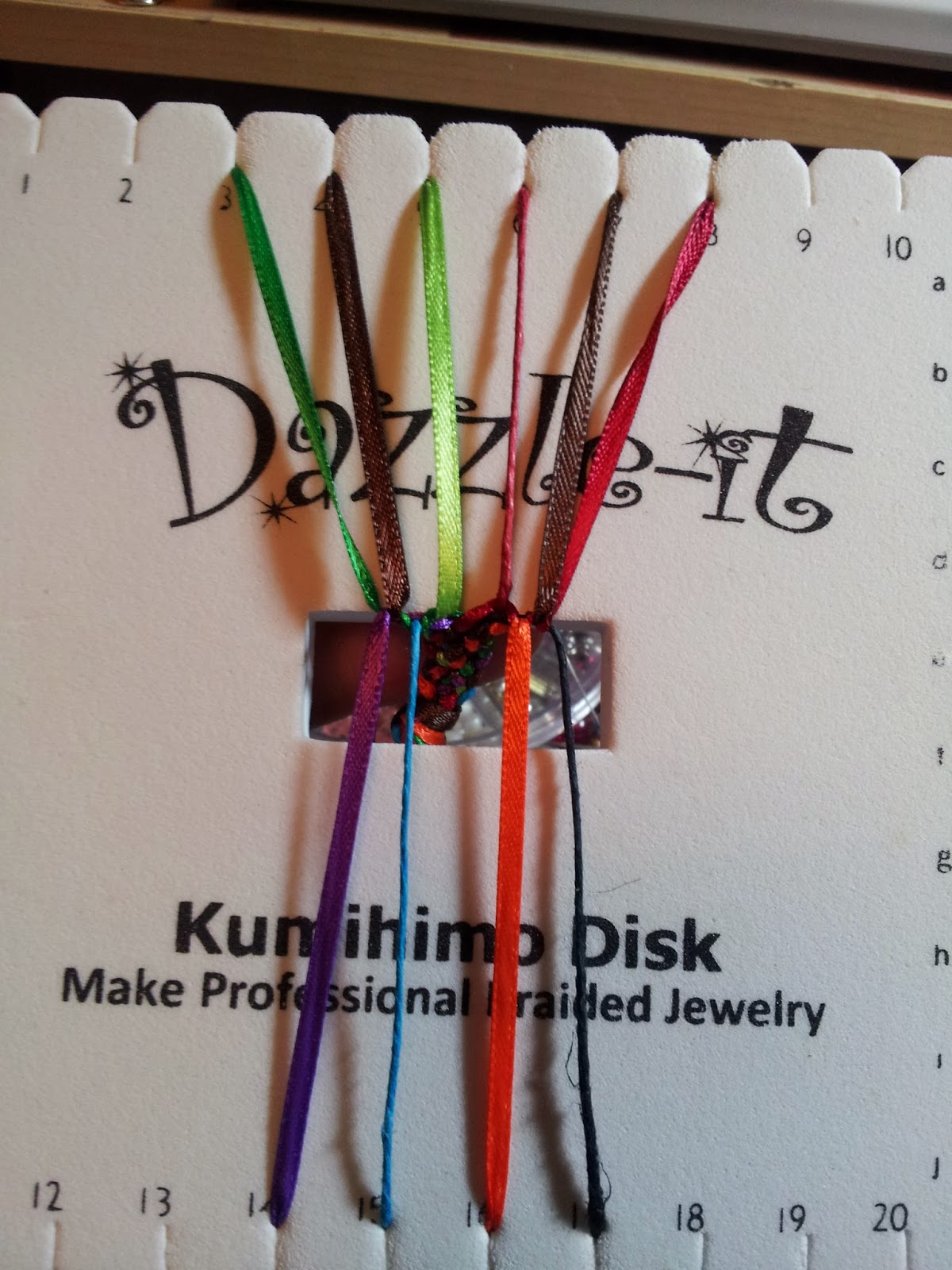 flat-kumihimo-tutorial-10-warp