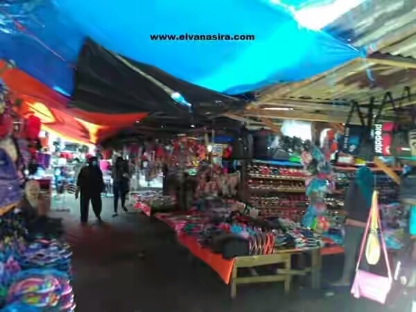 Pasar Sore di Pulau Baai Bengkulu