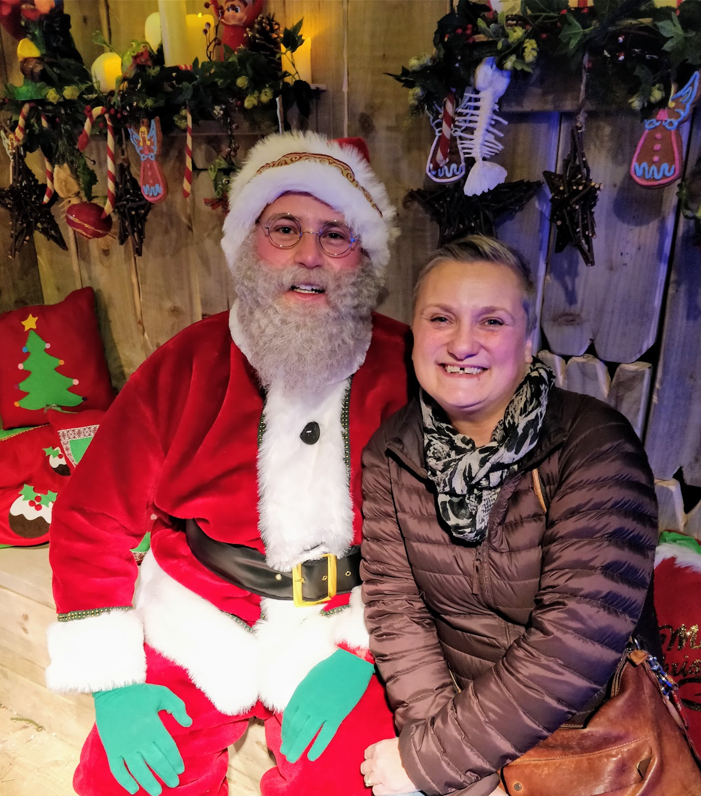 Meeting Shrektacular Santa In The Swampy Grotto At Shrek S Adventure London Review