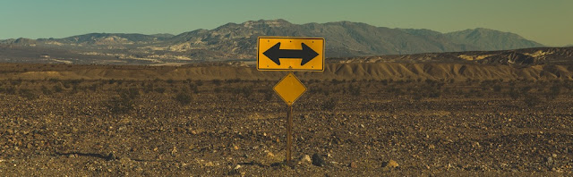 Narrow down your choices for guest posting Left and Right Arrows HD Images