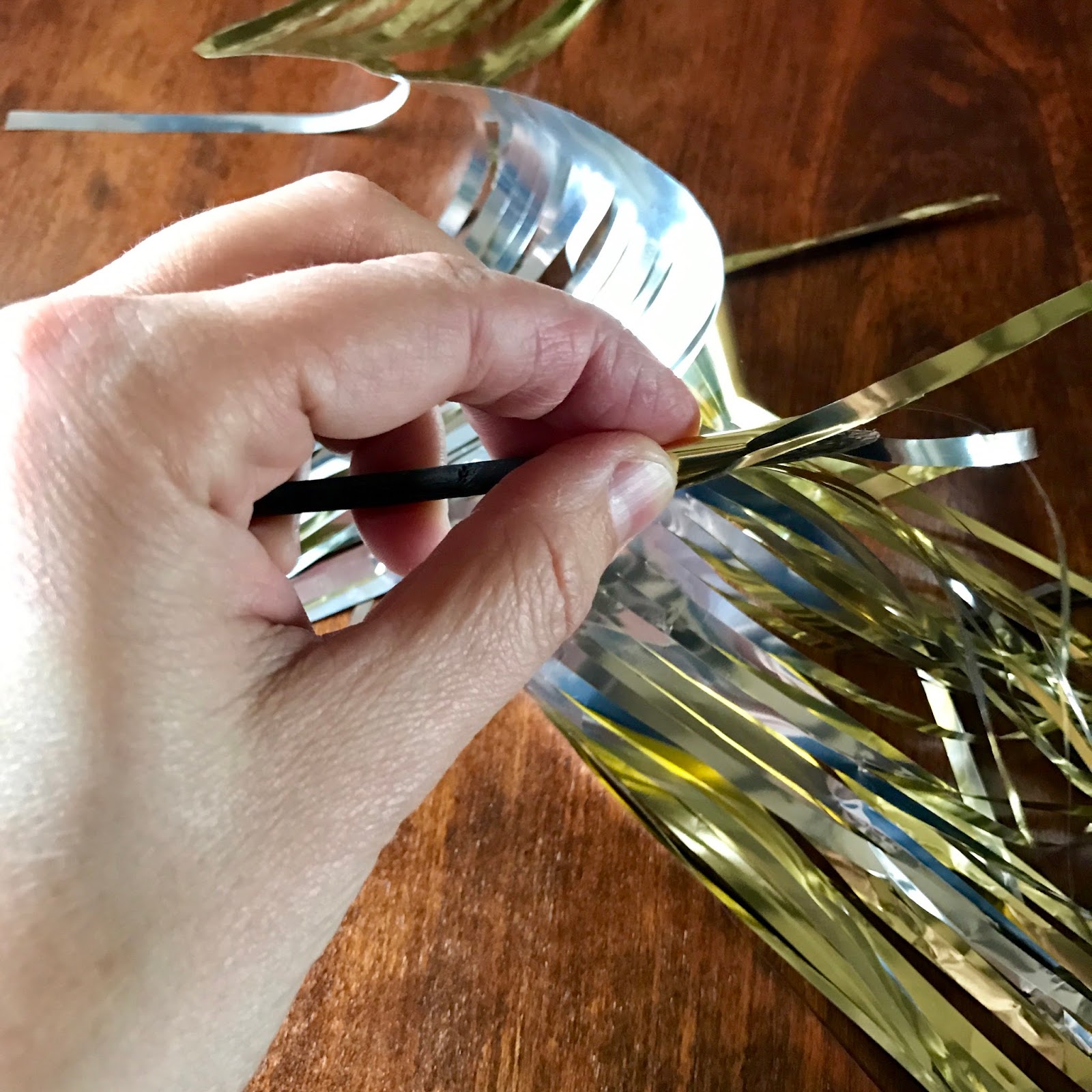 The Glam Cat DIY Magic Wand Cat Toy