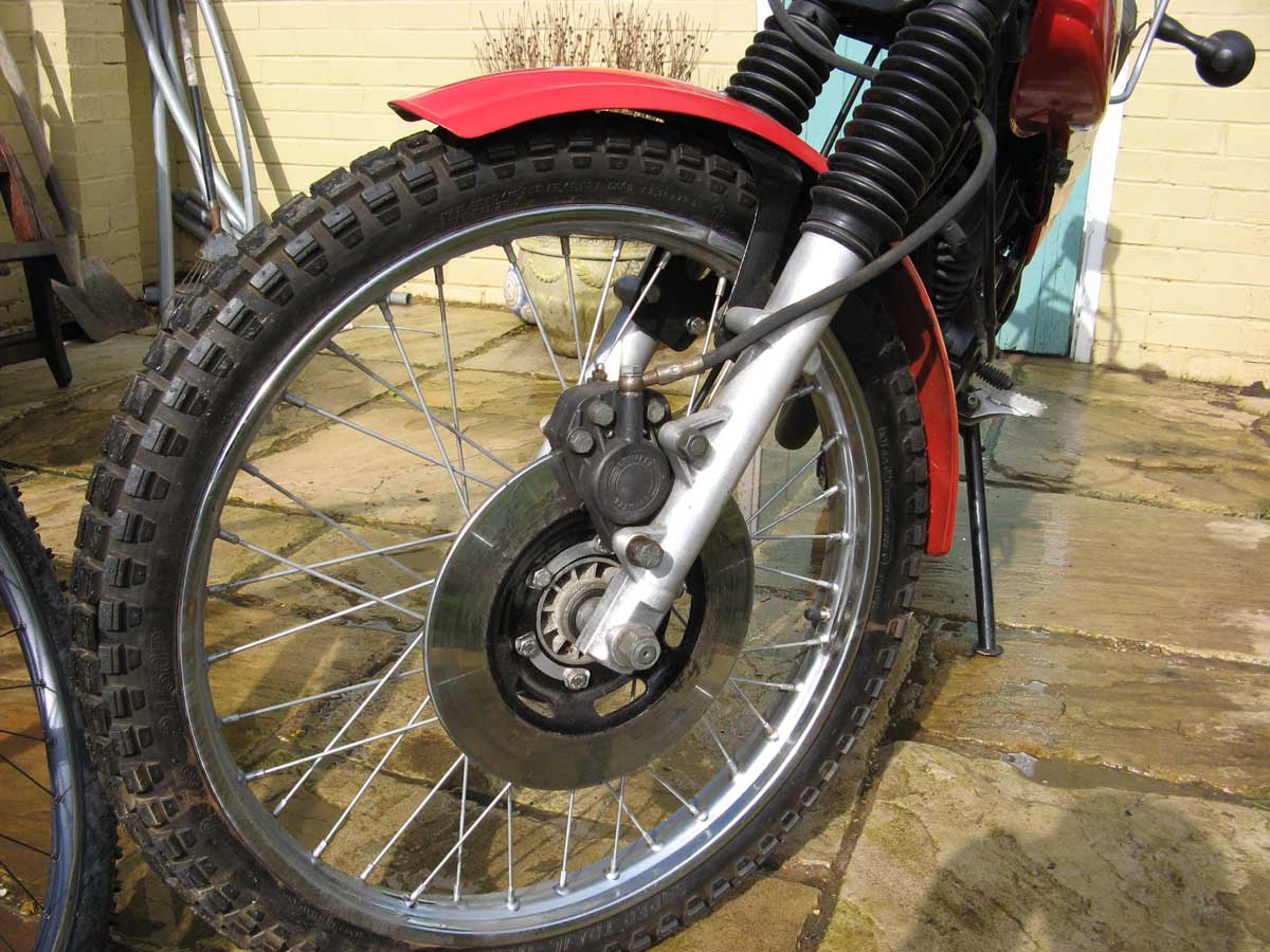 My Motorcycle Restoration Diary & Notes: NVT175: Another Example
