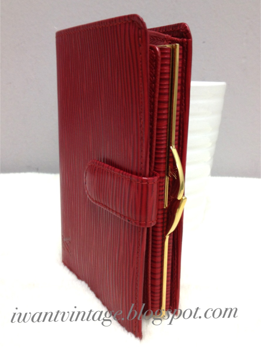 I Want Vintage | Vintage Designer Handbags: Louis Vuitton Epi French Wallet in Red