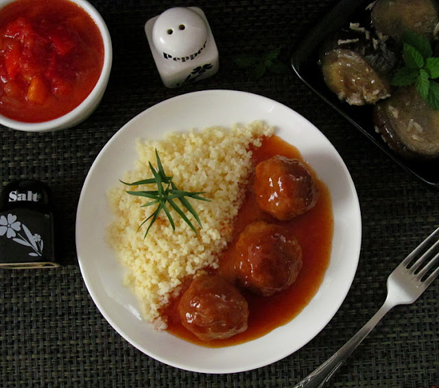 Фрикадельки в кисло-сладком соусе (китайская кухня)