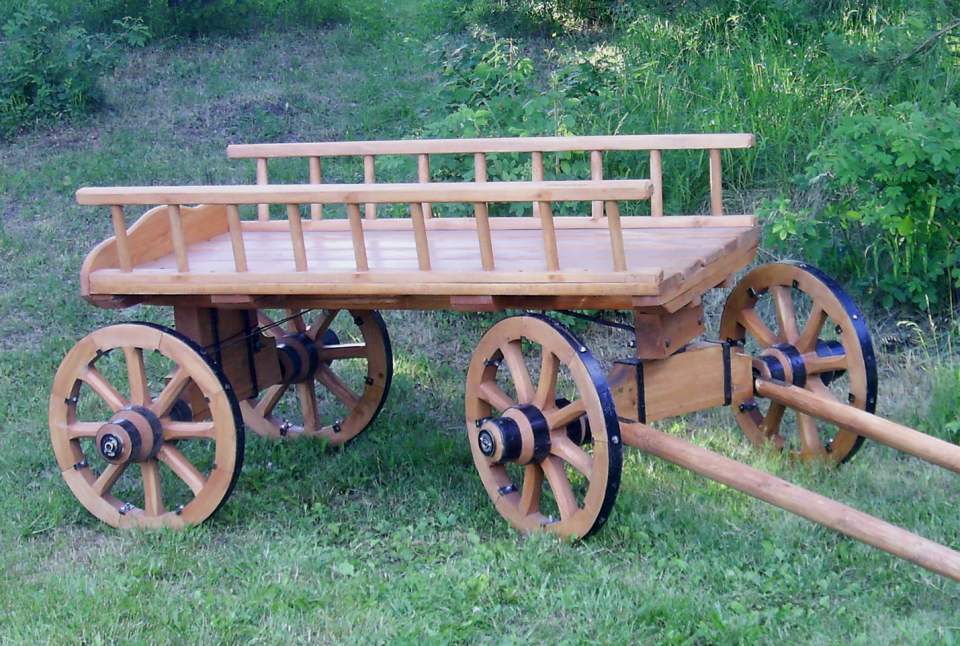 История, события, интересные факты: Мастерим телегу для лошади сами