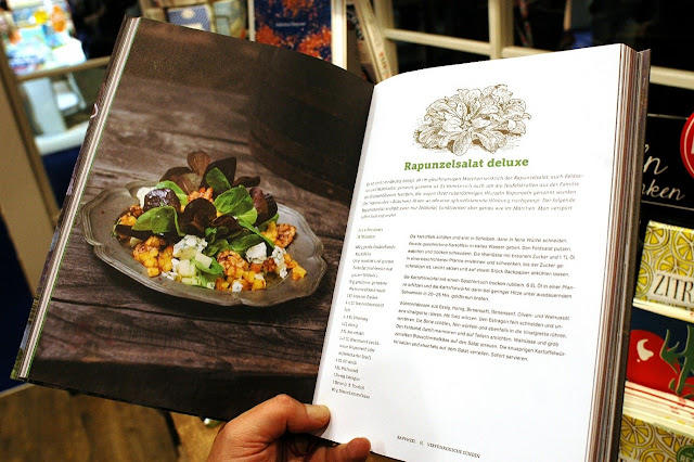 Kochbuch von Steve Paul auf der Frankfurter Buchmesse 2015 mit dem Gastland Indonesien.