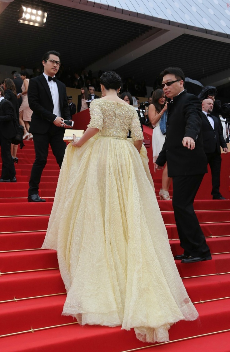Fan Bingbing in Elie Saab Couture – ‘Jeune & Jolie’ Cannes Film Festival Premiere