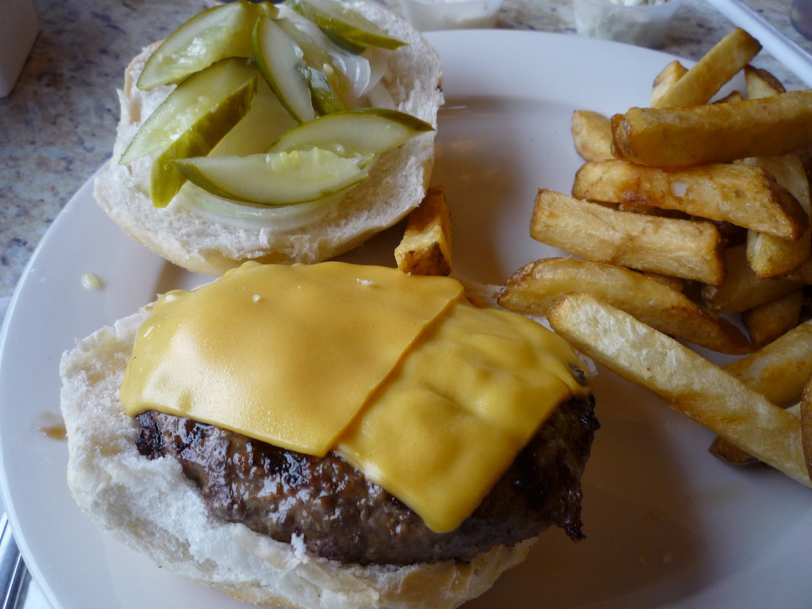 Bill Cianci's (Mostly) Burger Reviews Allendale Eats, Allendale, NJ