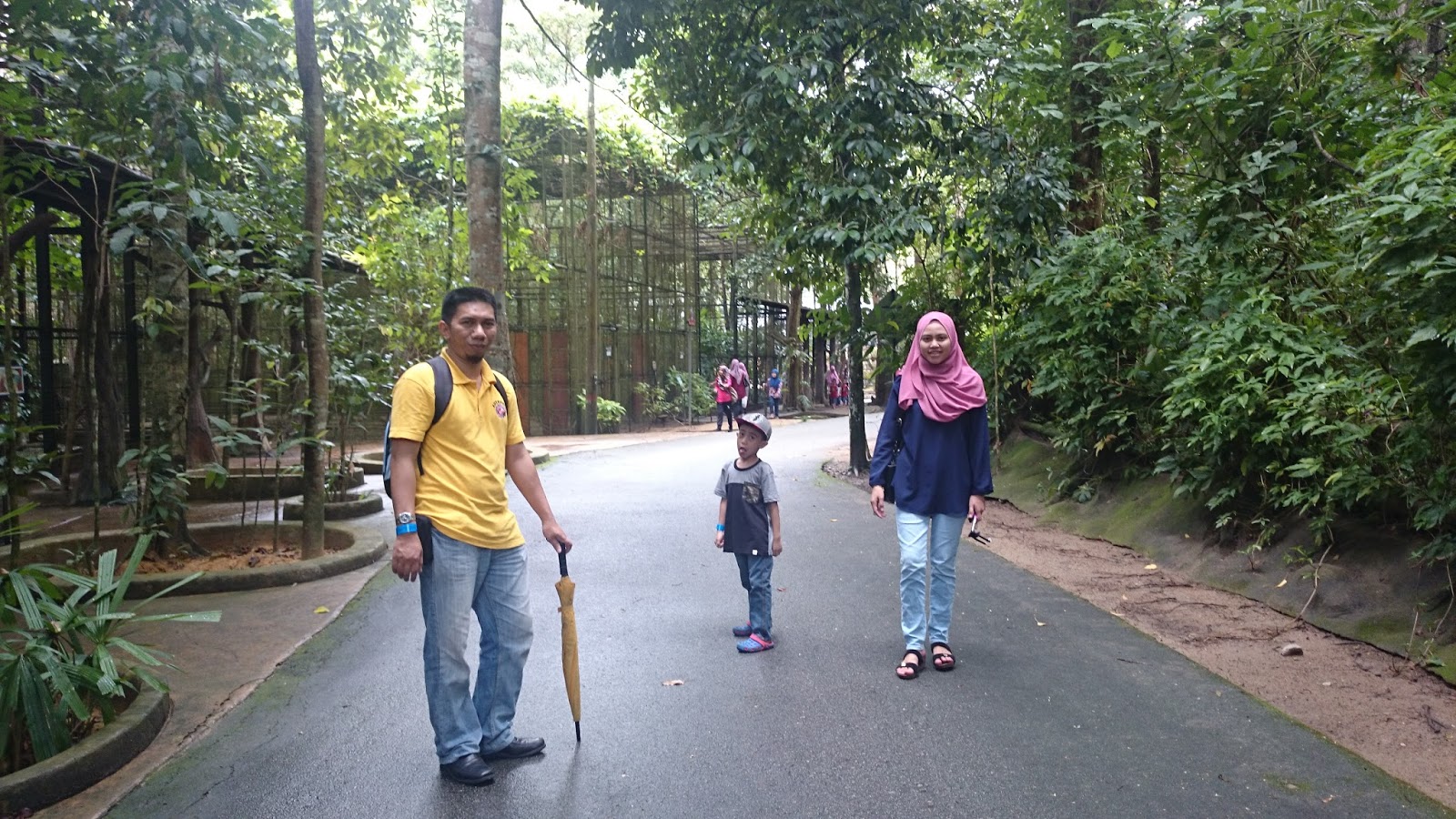 Today BAHAGIA Jalanjalan ke Mini Zoo Kemaman, Terengganu