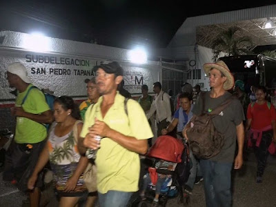 Sigue Caravana Migrante su camino a Santiago Niltepec