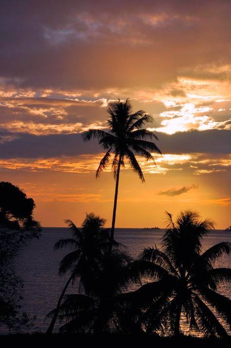French Polynesia | 10 Places to See Beautiful Sunset Around The World French Polynesia | 10 Places to See Beautiful Sunset Around The World