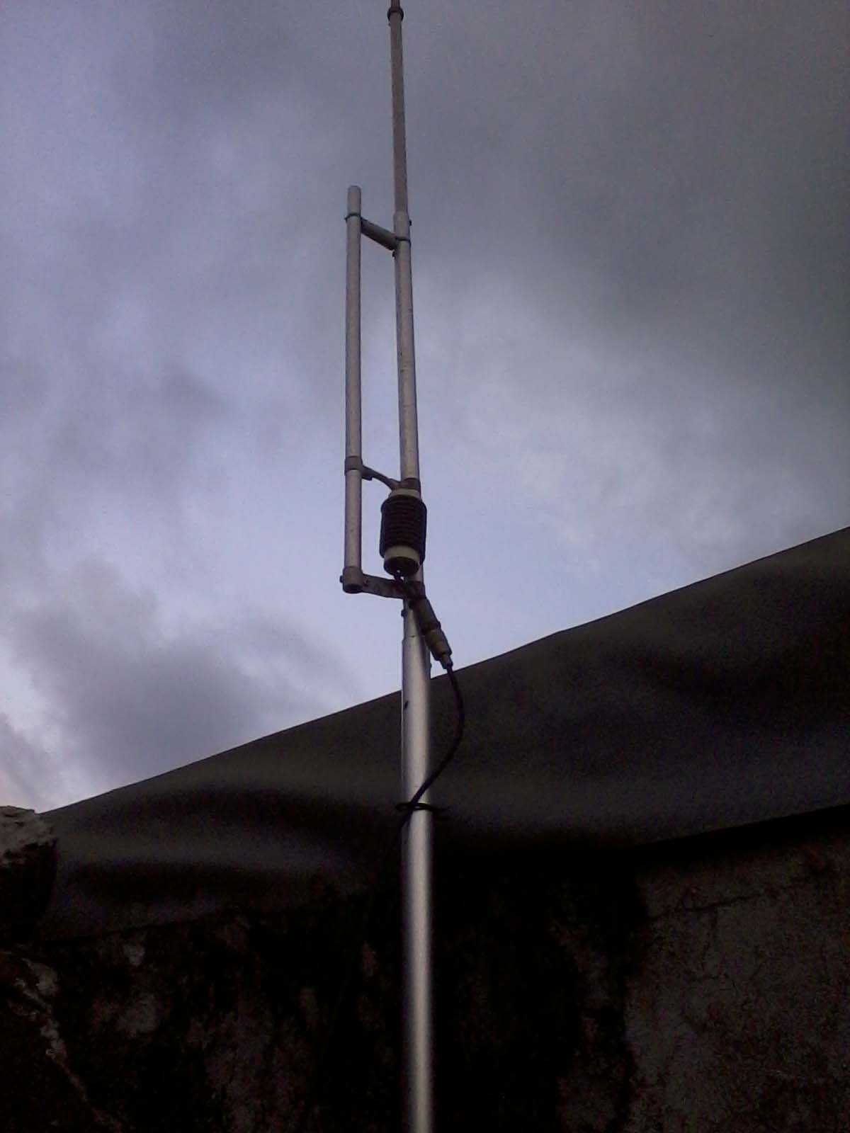 HOBI RADIO Dokumentasi Antenna 5/8 Lambda Collinear Modifikasi