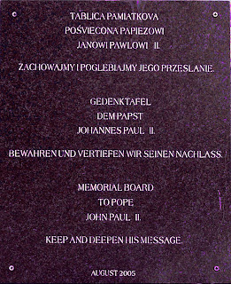 Babia Góra, Jan Paweł II, tablica pamiątkowa