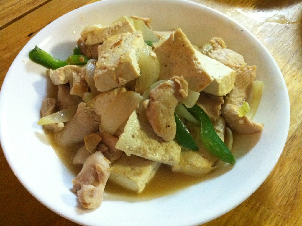 Cosmopolitan Foodies: Chicken and Tofu