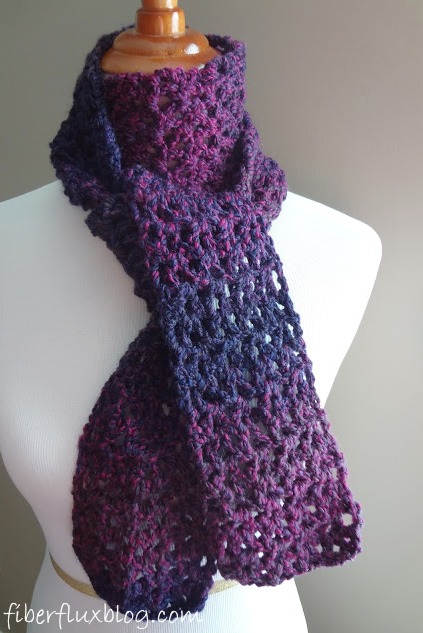 How do you crochet a scarf?