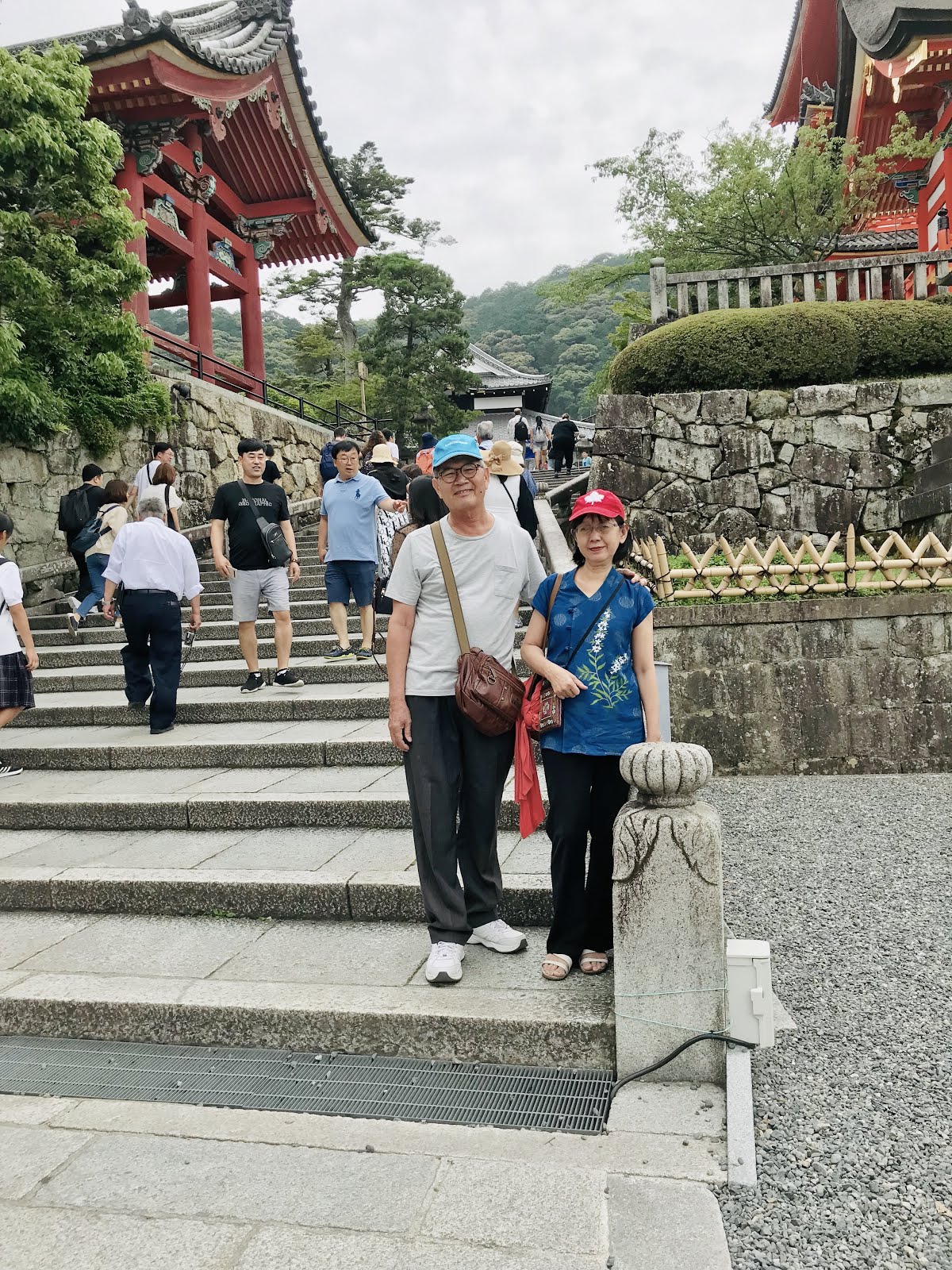 Pagode Kiyomizu - dera (Thanh Thủy), Osaka, Japon 7.2019