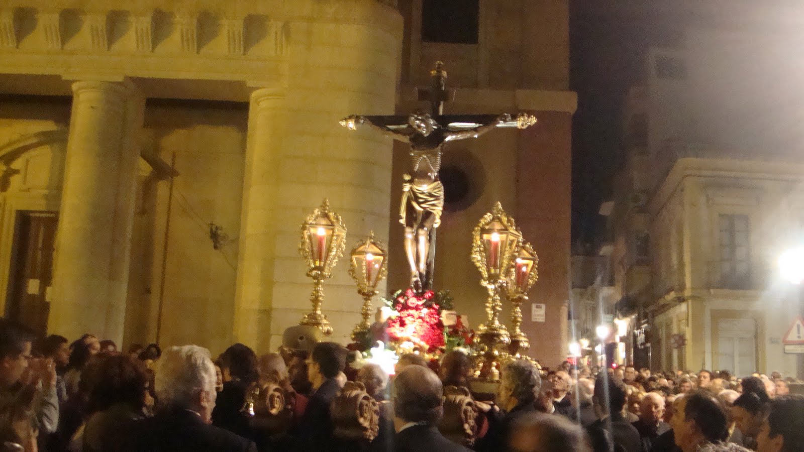 Horario e Itinerario del Vía Crucis del Cristo de la Escucha por la Alcazaba. Almería 17 de Febrero del 2023