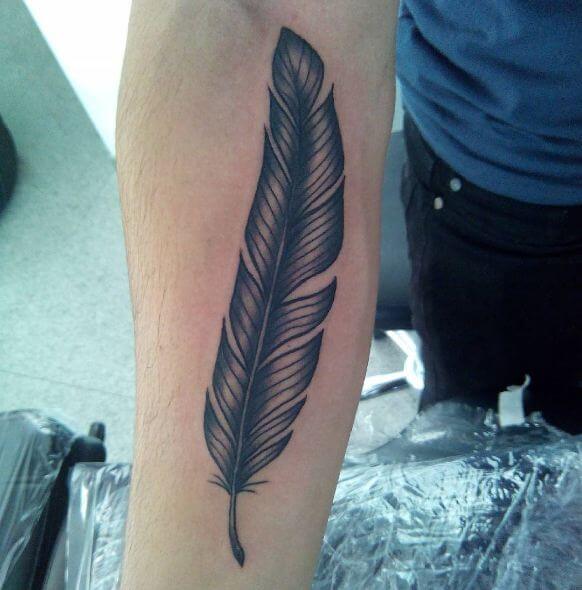 50+ Feather Tattoo Designs With Meaning (2018) - TattoosBoyGirl