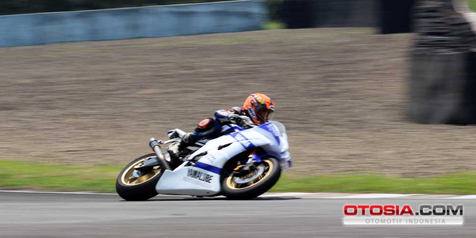 Yamaha Sebut 'Sigit' sebagai Pebalap Potensialnya, Apa Keunggulannya? Yamaha Sebut 'Sigit' sebagai Pebalap Potensialnya, Apa Keunggulannya?