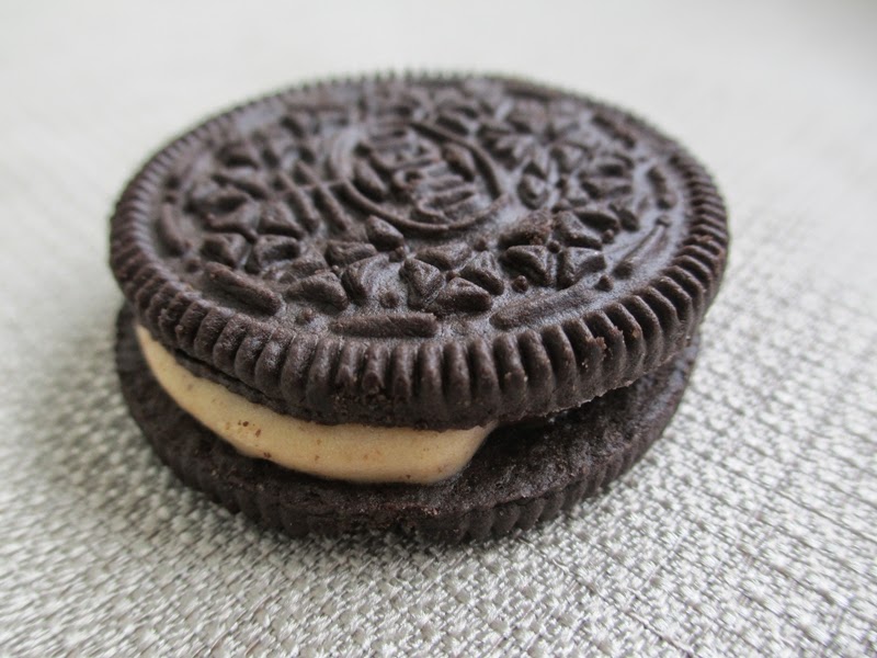 Reese's Peanut Butter Cup Oreo Close-up.