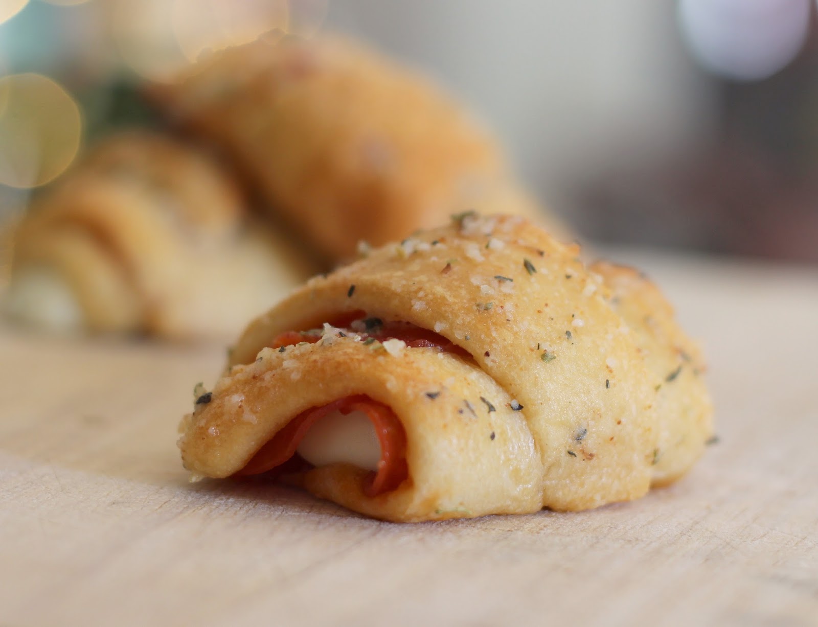 Sunny Days With My Loves Adventures in Homemaking Crescent Pizza