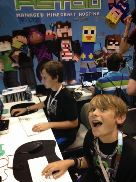 His Hands, His feet: Remember That Time We Went To MineCon?