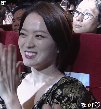 천우희 오늘 청룡영화제 한경기스페셜.gif | 인스티즈