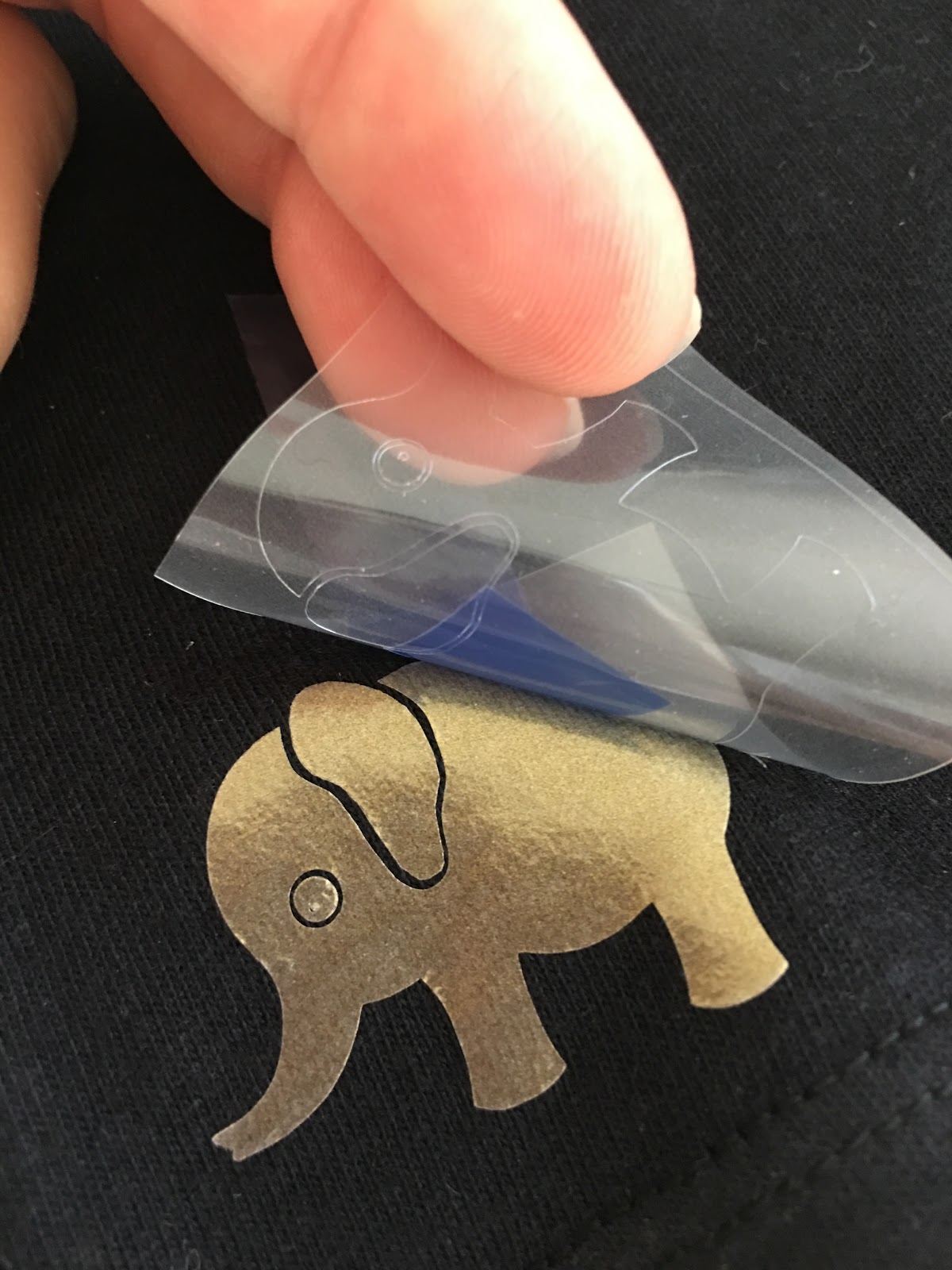 What Vinyl to Use for Silhouette CAMEO Projects Beginners Listen Up