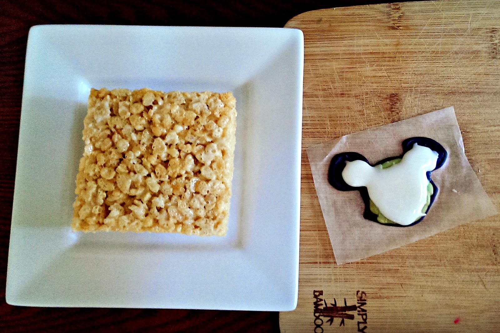 Mickey Mouse rice krispy treats