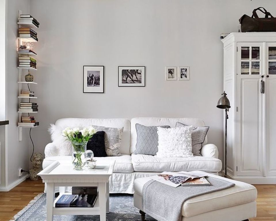 LIVING ROOM IDEAS 4 U: smart-shelves-ideas_flowery-pattern-carpet-blue ...