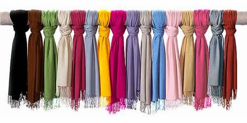 memilih warna jilbab yang cocok dengan warna kulit atau pakaian memilih warna jilbab yang cocok dengan warna kulit atau pakaian