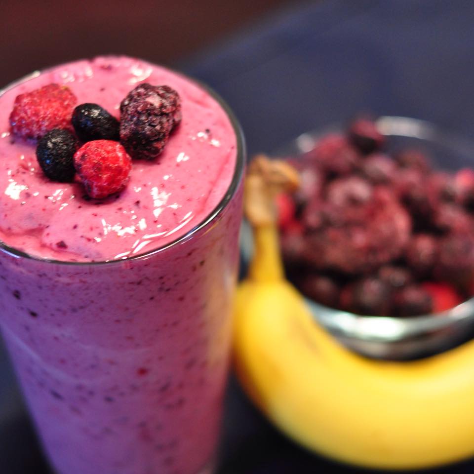 BellaLicious Kitchen Mix Berries Yogurt Smoothies