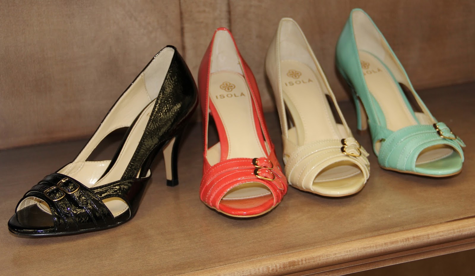 LYRA MAG.: ISOLÀ, SÖFFT, KORK-EASE-Women's Fashion Comfort Footwear ...