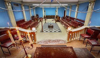 Στα άδυτα των τεκτονικών Μεγάρων της Μασονικής Στοάς σε Αθήνα, Ελευσίνα και Πειραιά  