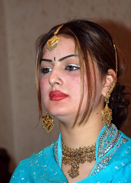 Hot And Beautiful Peshawar Pakistan Girl Beauty Tips