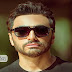 بالصورة.. تامر حسني يشعل "انستغرام" باللوك الجديد!