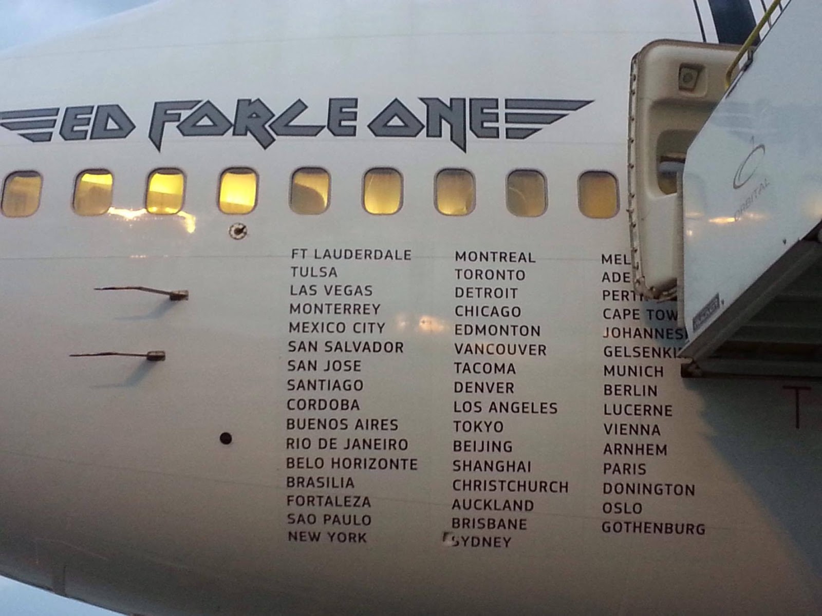 Radio Piratha Ed Force One No Brasil