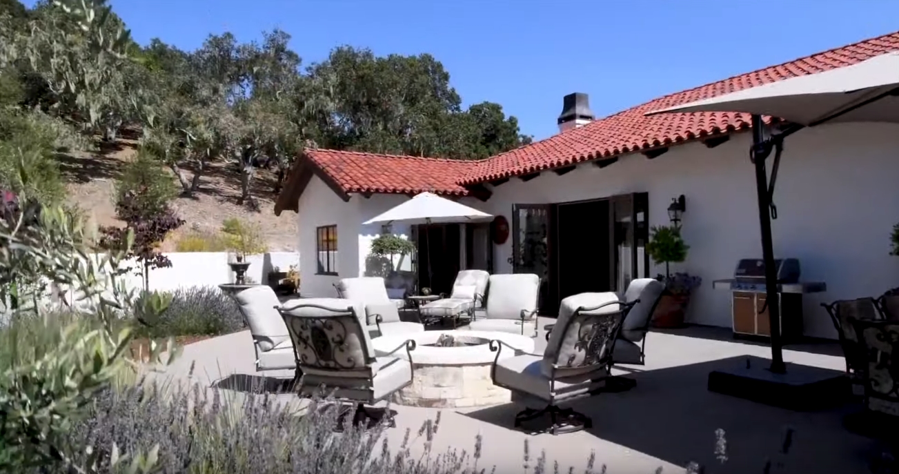12 Photos vs. 605 Belavida Rd, Monterey, CA Home Interior Design Tour