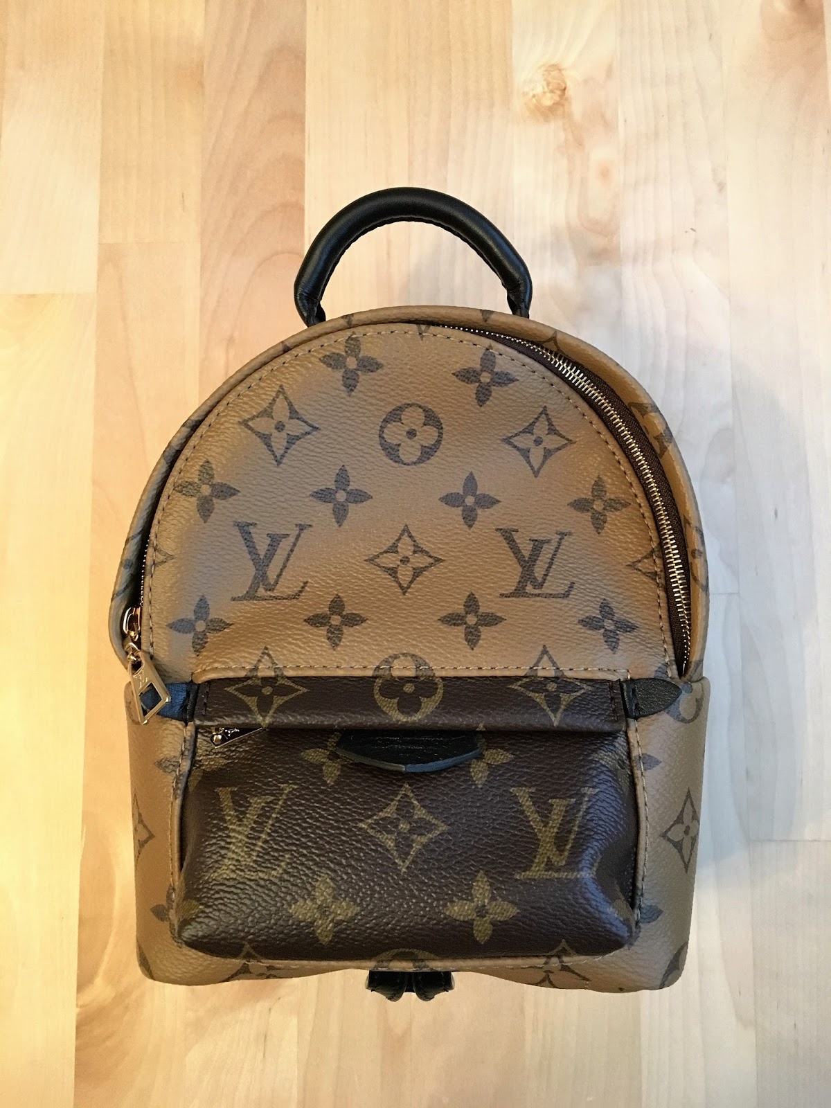 A Mascara Moment: Louis Vuitton Mini Palm Springs Backpack - Reverse Monogram - Review and Photos