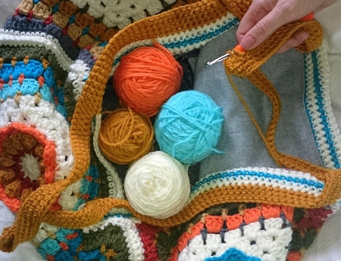 lazy daisy jones crochet project bag