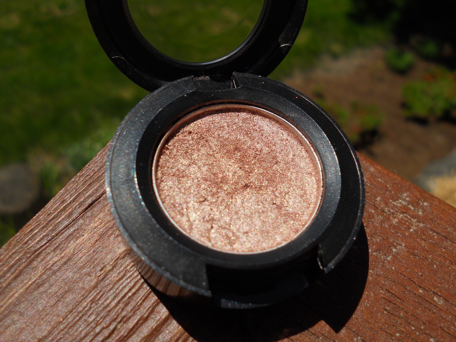 Knots and Ruffles MAC "All that Glitters" Eyeshadow A Review + Swatches!