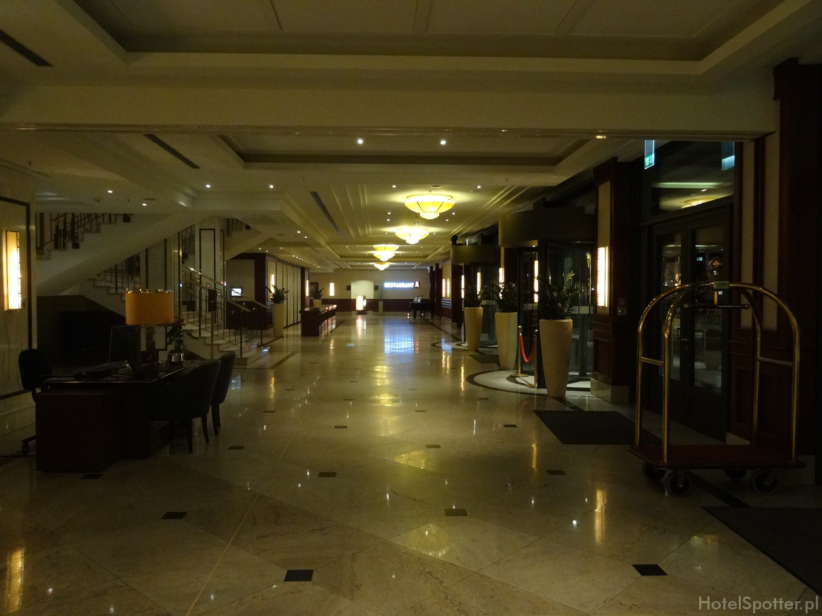 Maritim Hotel Berlin - lobby