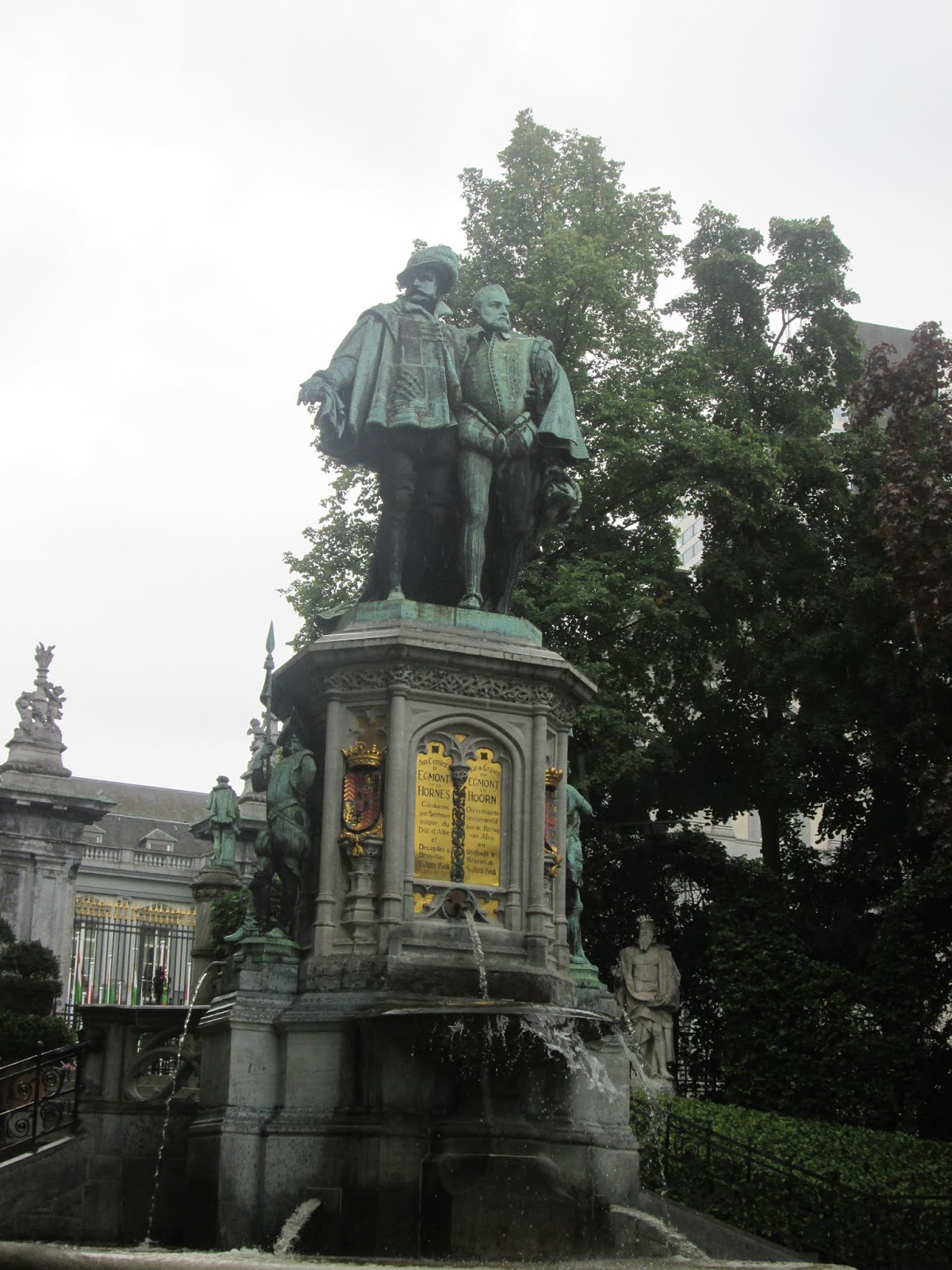 TRAS LAS HUELLAS DE HERÓDOTO. . . CONDES DE EGMONT Y DE HORN.