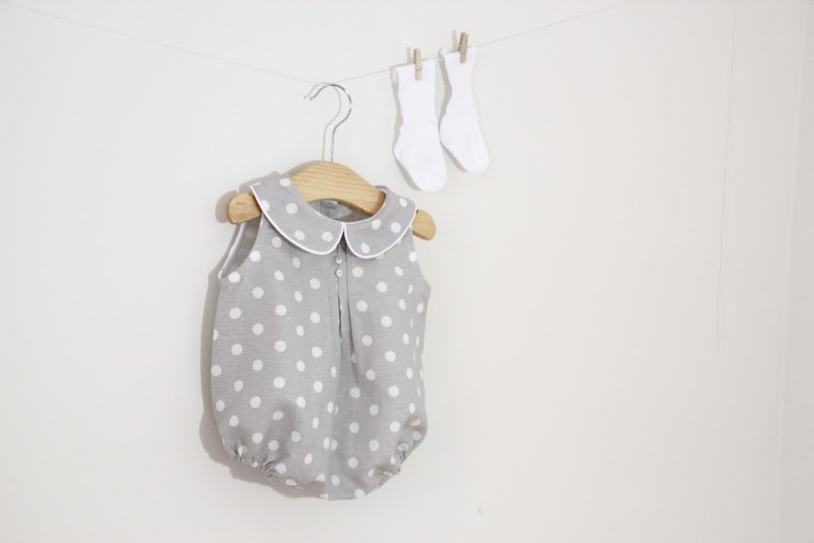 Tutorial y patrones ropa para bebe: Pelele o ranita de lunares para bebe DIY. Blog costura y blog diy