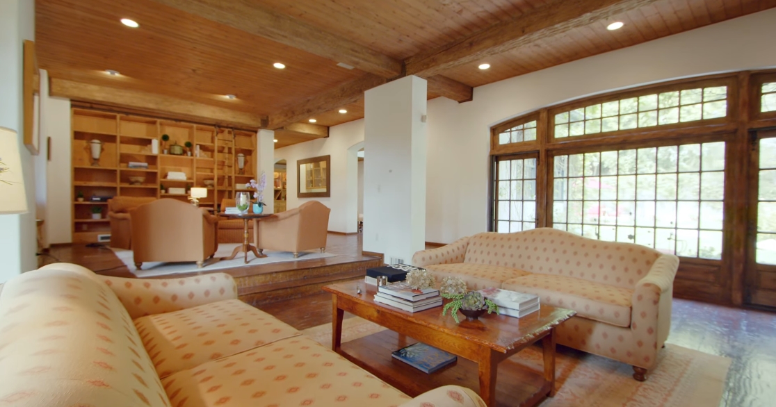 33 Interior Design Photos vs. 9989 Liebe Dr, Beverly Hills, CA Luxury Home Tour