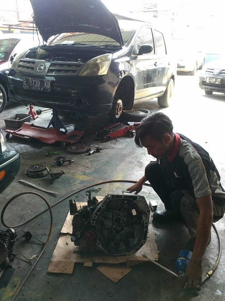 ganti kopling set grand livina di motor bekasi kedensa ganti kopling set grand livina di motor bekasi kedensa