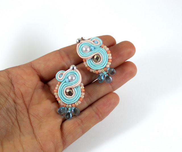 pastels earrings, small soutache earrings, handmade jewelry, colourful earrings, 