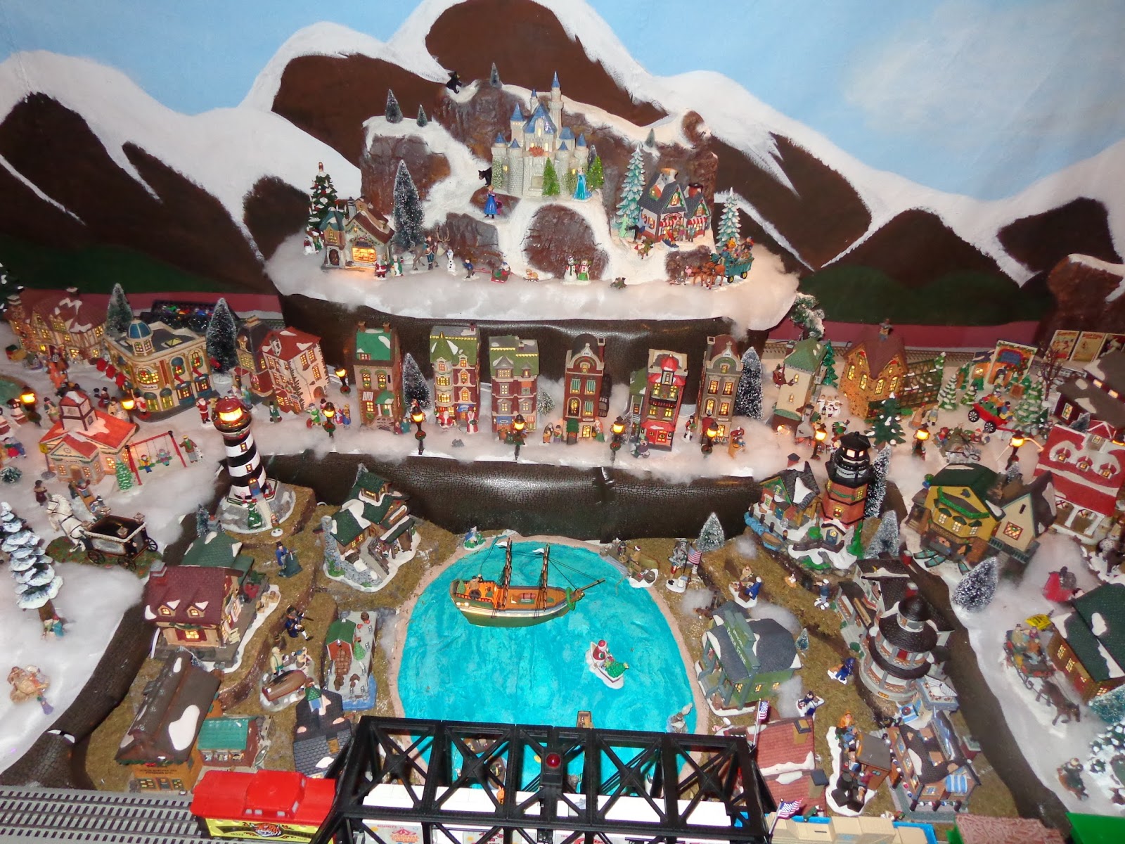 Linda's Bike Log: The Christmas Village