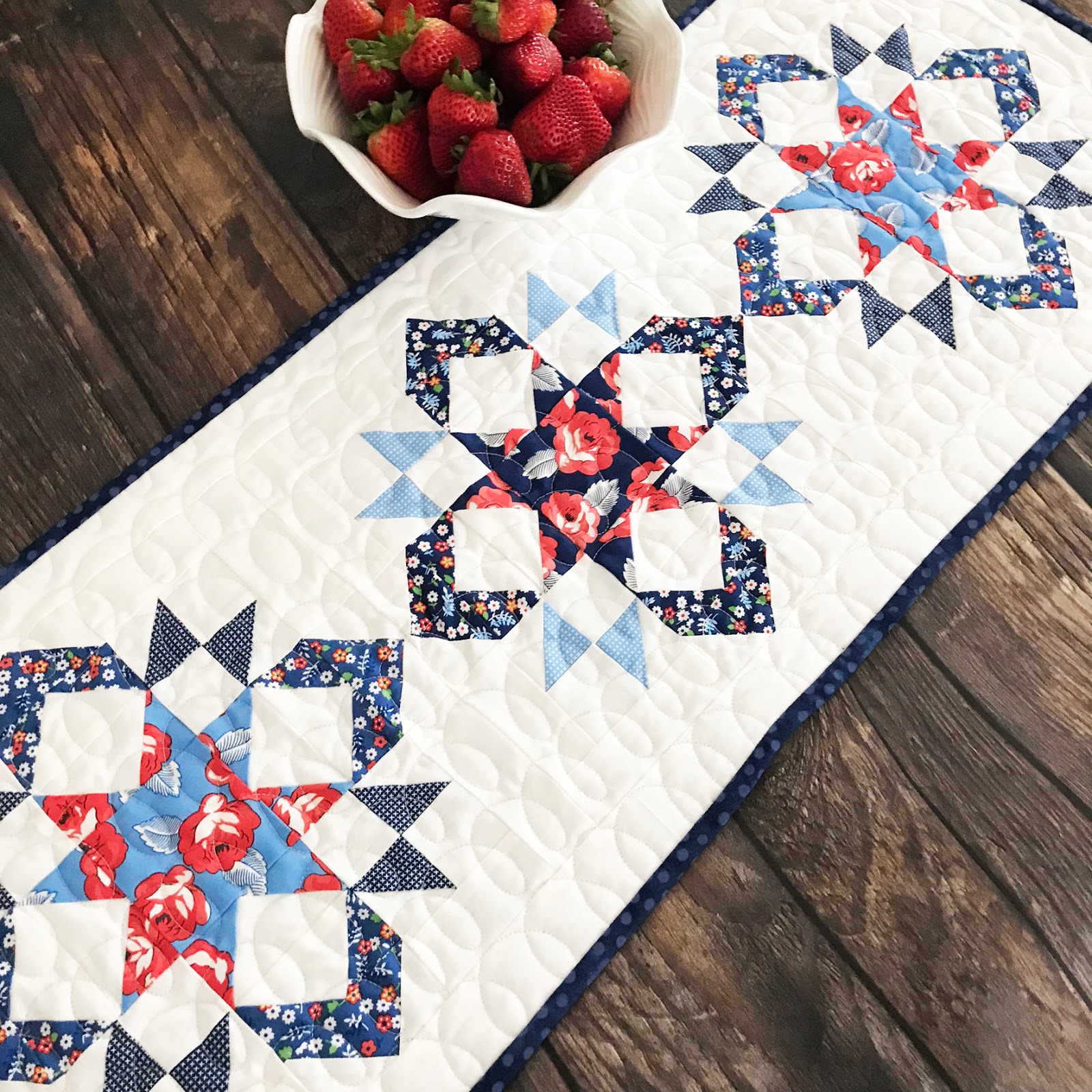 Fort Worth Fabric Studio Spectacular Star Table Runner