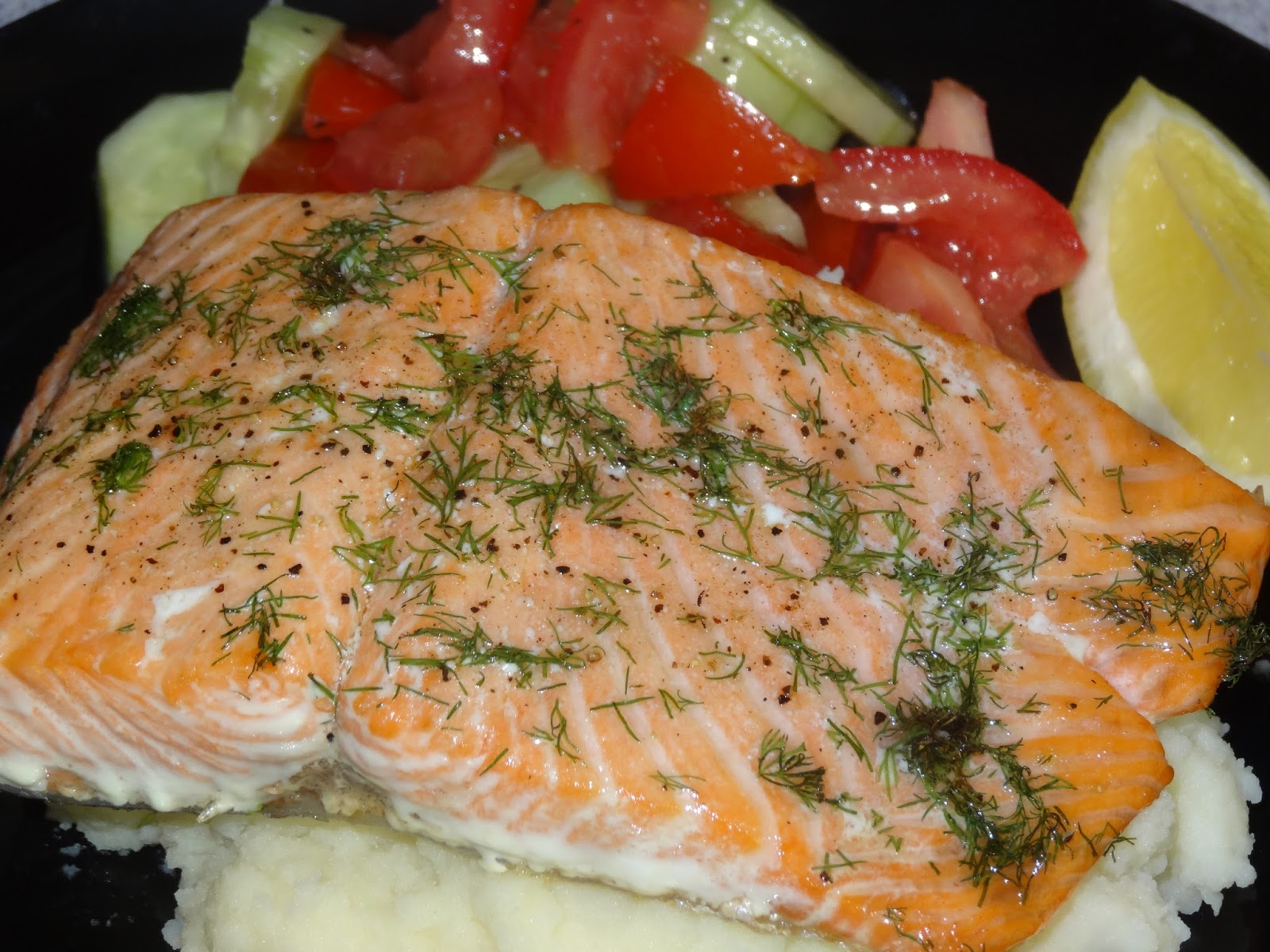 What's cookin', Mom? Quick and Easy Broiled Salmon with Fresh Dill